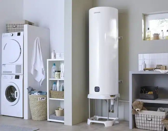 Le ballon d’eau chaude : pourquoi l’entretenir, le remplacer et faire appel à un plombier ?